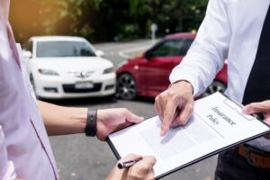 ¿Cómo decide una compañía de seguros quién tuvo la culpa?